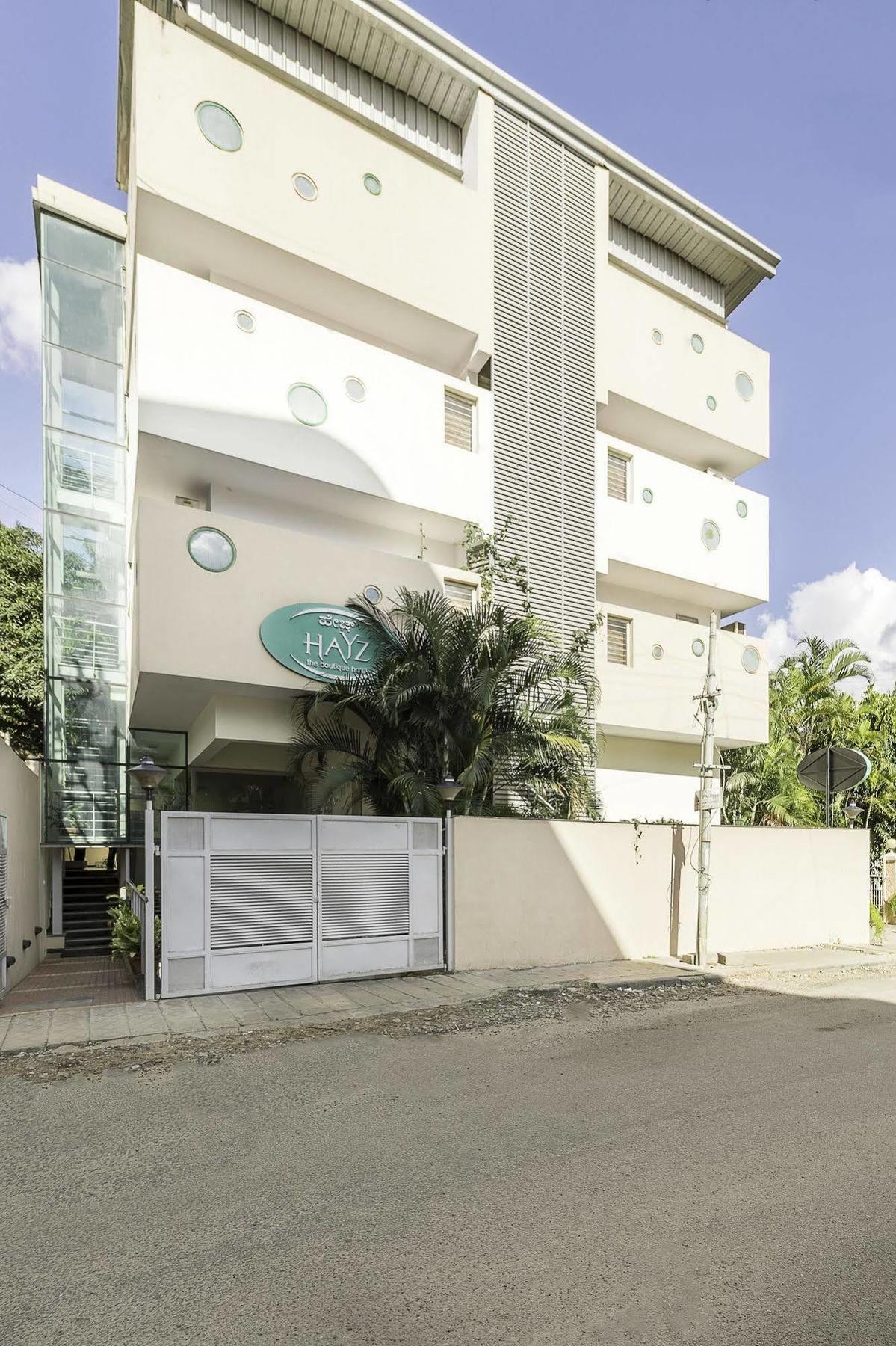 Mayflower Hayz Boutique Bangalore Bagian luar foto